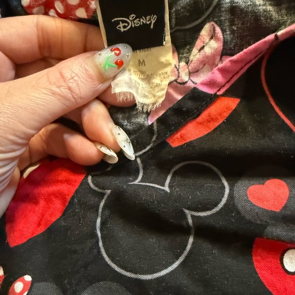 Disney Black Minnie Mouse Hearts Print Scrub Top - Red, Pink, Gray - Picture 2 of 2